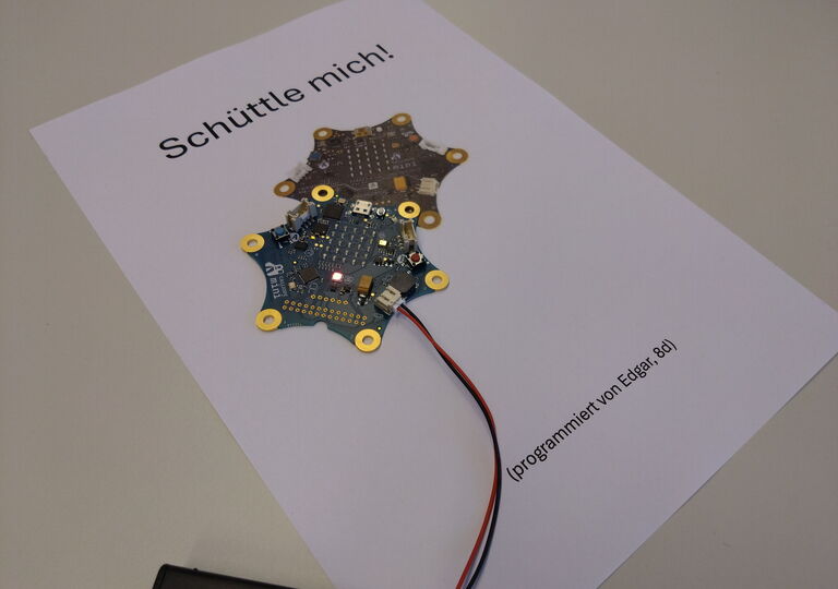 Calliope mini programmiert als Alarmanlage