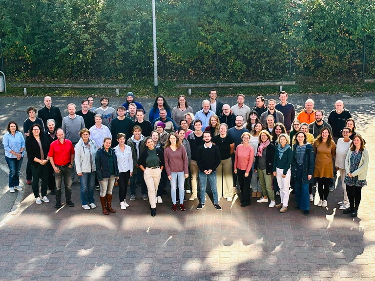Kollegiumsfoto der Lehrkräfte im Schuljahr 2025/2026